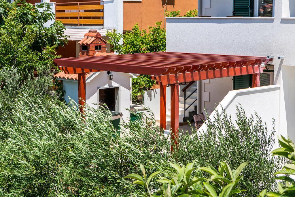 Apartments Oleandar روغوزنيكا الغرفة الصورة