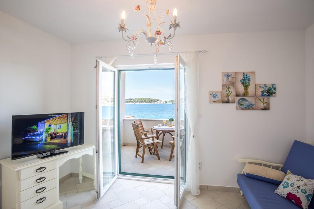 Apartments Oleandar روغوزنيكا الغرفة الصورة